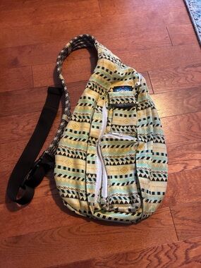 Kavu Yellow Blue & Green Mint Geometric Aztec Sling Backpack Rope Bag canvas